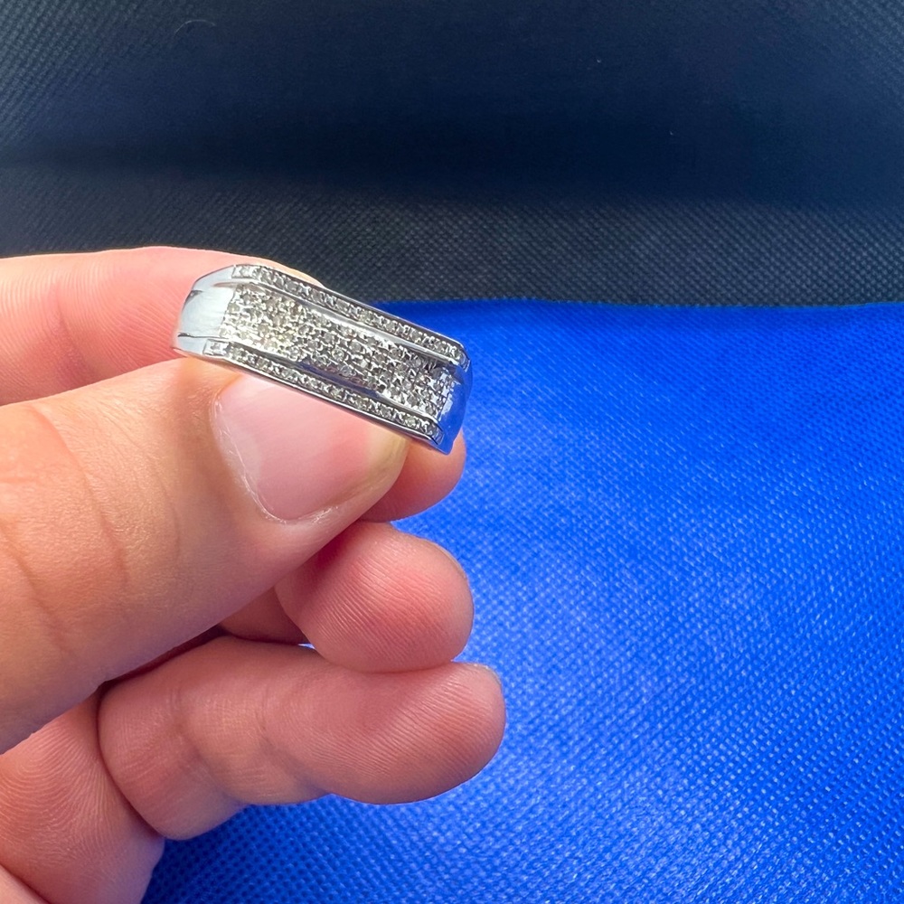 Men’s Pave Ring